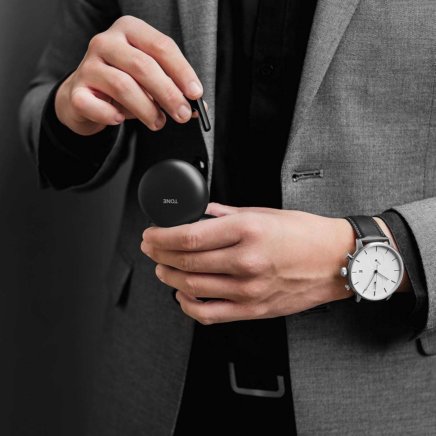 LG TONE Free HBS FN4 True Wireless Bluetooth Earbuds with Meridian Sound LG TONE Free HBS FN4 True Wireless Bluetooth Earbuds with Meridian Sound