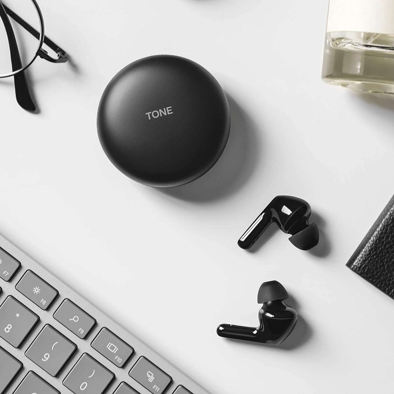 LG TONE Free HBS FN4 True Wireless Bluetooth Earbuds with Meridian Sound LG TONE Free HBS FN4 True Wireless Bluetooth Earbuds with Meridian Sound