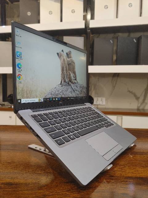 Dell Latitude 7400 – Intel Core i5 8th Gen | 8GB DDR4 Ram | 256GB NVMe SSD | 14" FHD Touch Display | Backlight Keyboard | Carbon + Metal Body Dell Latitude 7400 – Intel Core i5 8th Gen | 8GB DDR4 Ram | 256GB NVMe SSD | 14" FHD Touch Display | Backlight Keyboard | Carbon + Metal Body